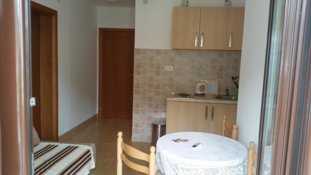 Apartment Apartments Zvicer - Milica *