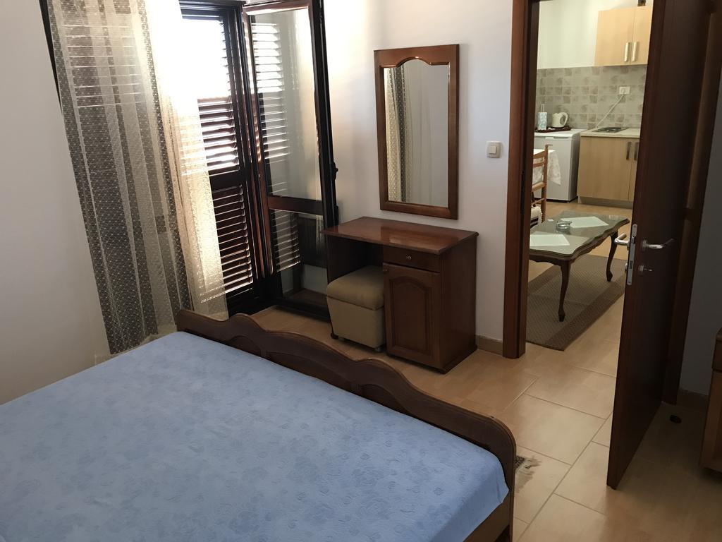 Apartment Apartments Zvicer - Milica