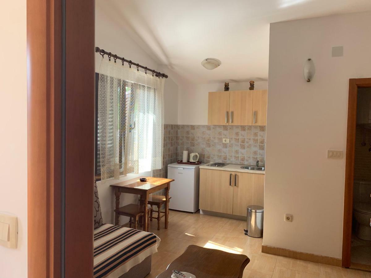 Apartments Zvicer - Milica Apartment Budva