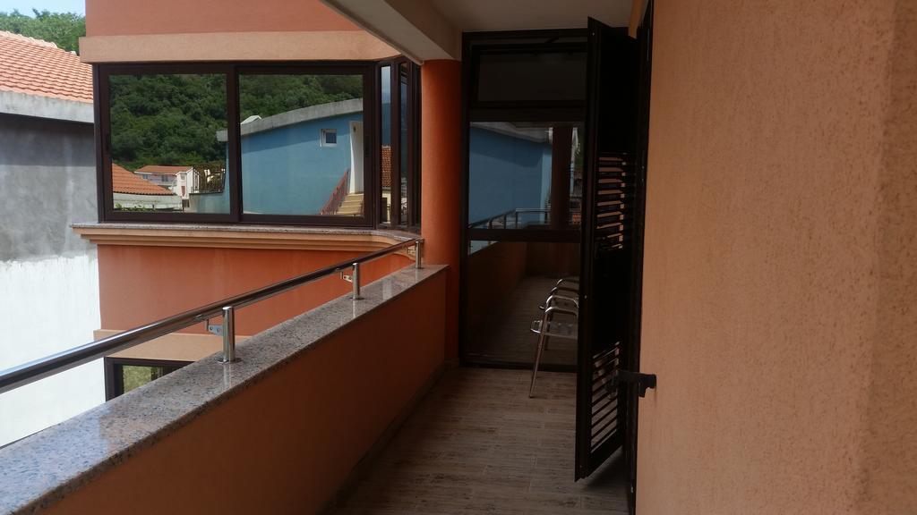 Apartment Apartments Zvicer - Milica